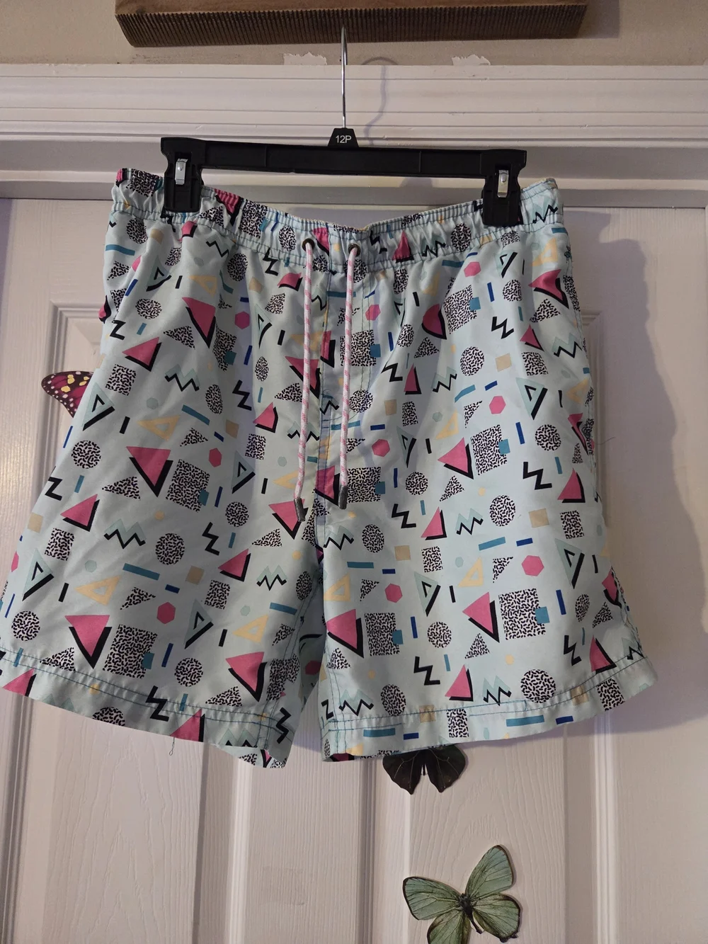 Broken threads mens L large swim suit trunks in retro 1980s style pattern